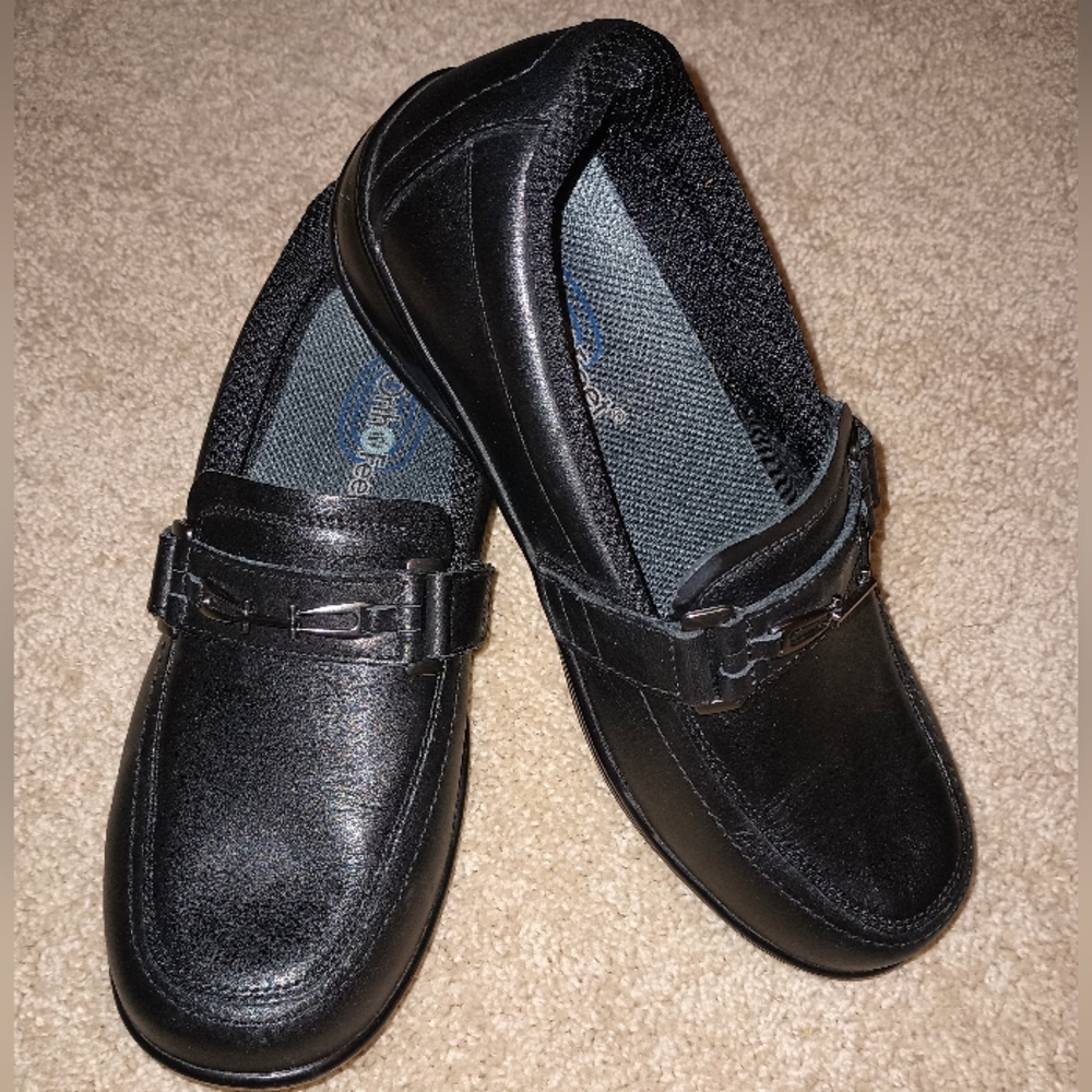 Orthofeet Black Leather Loafers 8 2E X- Wide